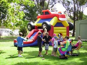 Pinjarra Race Club - E Caravan Parks 1