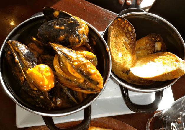 Aldo's Cafe And Pizzeria - E Caravan Parks 1