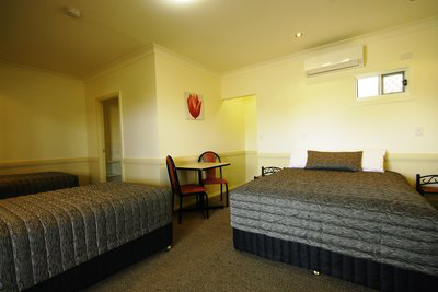 Park Avenue Hotel-Motel - E Caravan Parks 1