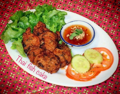 Lee's Thai Food Restaurant - E Caravan Parks 2