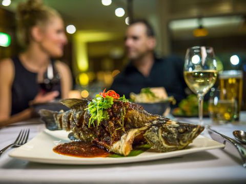 Tamarind Restaurant–Contemporary Dining - E Caravan Parks 2