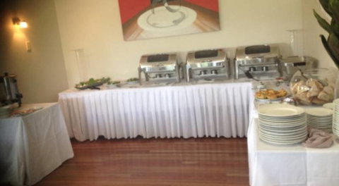 Pasfields Restaurant - E Caravan Parks 4
