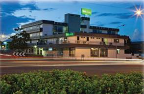 Verona Restaurant At Ibis Styles - E Caravan Parks 3