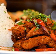 The Crown Hotel Motel - E Caravan Parks