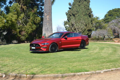 Daddy's Day Out At Borambola Wines By The Roundabout Restaurant - E Caravan Parks 1