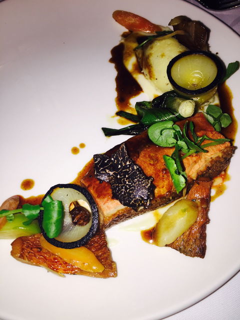 Feast And Forage - Craig's Royal Hotel - E Caravan Parks 2