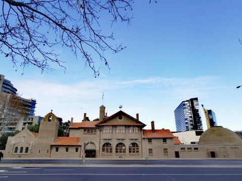 Maritime Art Prize & Exhibition: The Relationship Of Humanity To The Sea - E Caravan Parks 0