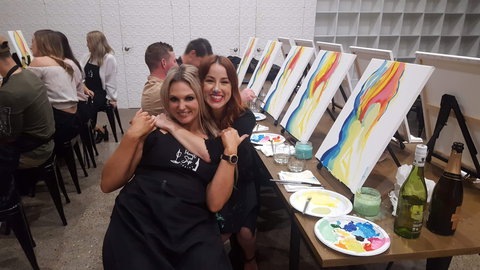 Paint And Sip Experience - E Caravan Parks 0