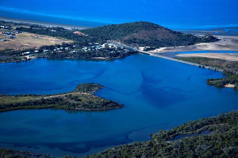Causeway Lake Markets - E Caravan Parks 0
