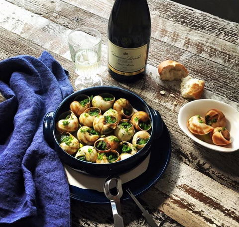 Chez Olivier Le Bistro - E Caravan Parks 9