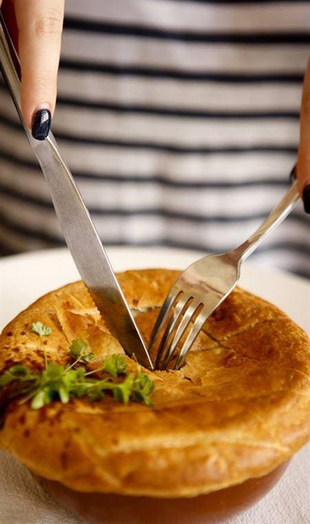 Chez Olivier Le Bistro - E Caravan Parks 4