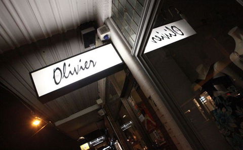 Chez Olivier Le Bistro - E Caravan Parks 5