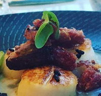 Q Dining - E Caravan Parks