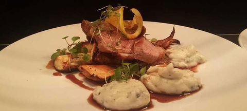 SEE Restaurant - E Caravan Parks 1
