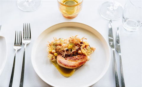 Thai On The Hill - E Caravan Parks 9