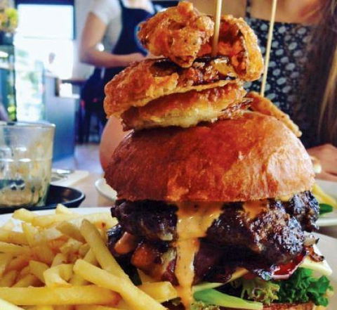 The Union Bar - E Caravan Parks 10