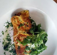 Top Pub Bistro - E Caravan Parks