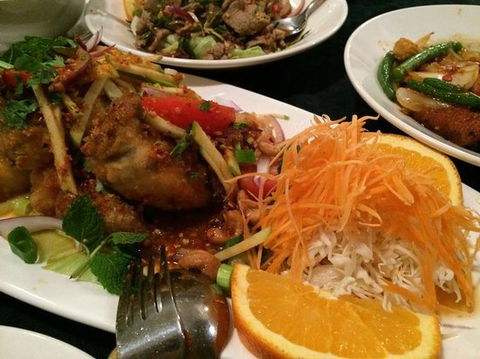 Enthaiced - E Caravan Parks 0