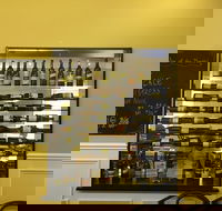 Crown Hotel Lilydale - E Caravan Parks