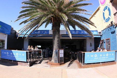 Two Buoys - E Caravan Parks 0