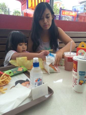 McDonald's - E Caravan Parks 0