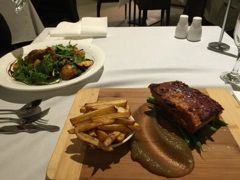 The Ducks Nuts - E Caravan Parks 0