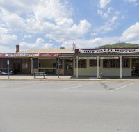 The Buffalo Hotel - E Caravan Parks