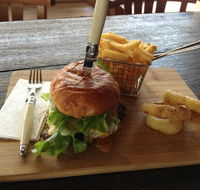 Doc Yarrum Cafe - E Caravan Parks