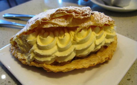 Lakes Bakery - E Caravan Parks 0