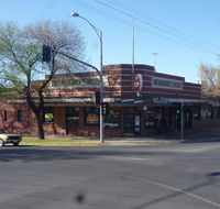 Newmarket Hotel  Bakery - E Caravan Parks