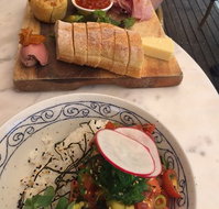 Treehouse Restaurant - E Caravan Parks