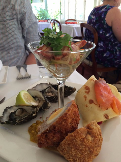 Two Sisters & A Chef - E Caravan Parks 3