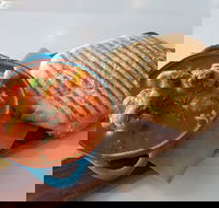 Madera Kafe Restoran - E Caravan Parks