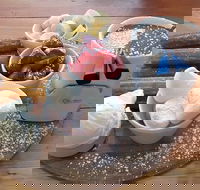 Chocolates Del Mondo - E Caravan Parks