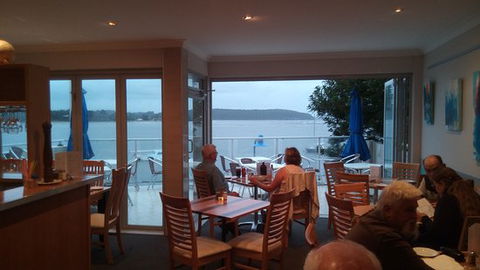 Hidden Secret Seafood & Steak House - E Caravan Parks 0