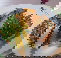 Australian Hotel Inverell - E Caravan Parks