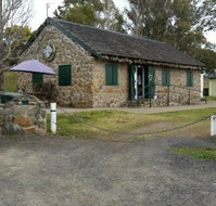 Crofters Cottage Cafe - E Caravan Parks