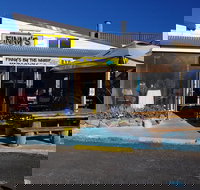 Finny's By The Wharf