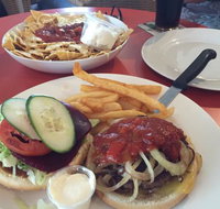 Hallidays Point Tavern - E Caravan Parks