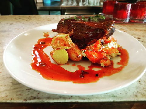 Spare Room - E Caravan Parks 0