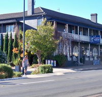 Coachwood  Cedar Motor Hotel Restaurant - E Caravan Parks