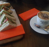 Michaels Cafe - E Caravan Parks