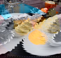 Mogo ice creamery and cafe - E Caravan Parks