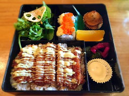 Canberra Restaurants and Takeaway E Caravan Parks E Caravan Parks