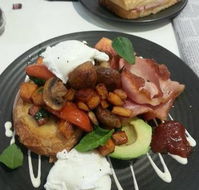 Coffee Cafe Phillip - E Caravan Parks