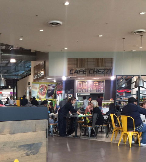 Cafe Chezzi - E Caravan Parks 0