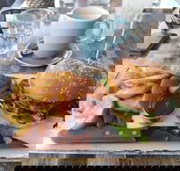 Rifo's Cafe Maylands - E Caravan Parks