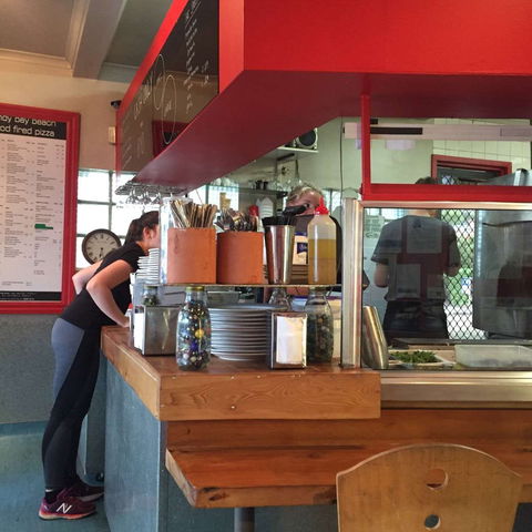 Sandy Bay Beach Wood Fired Pizza - E Caravan Parks 0