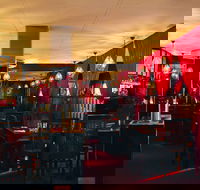 Cafe Le Petit Paradis - E Caravan Parks