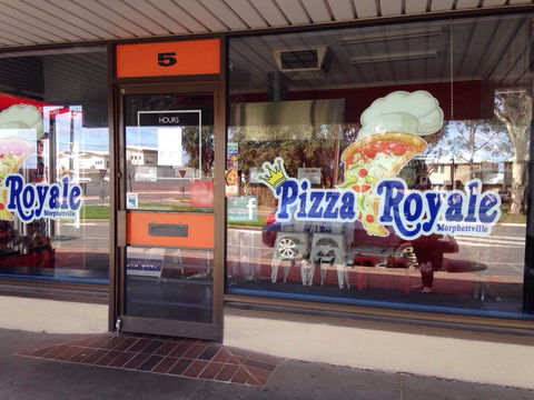 Pizza Royale - E Caravan Parks 0